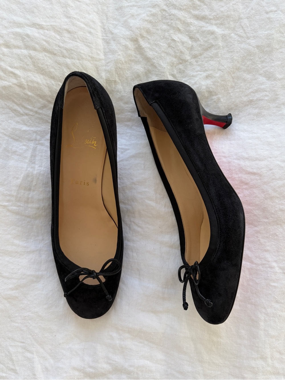 Christian Louboutin Suede Bow String Ribbon Ballet Flats Kitten Heels Mules Blac